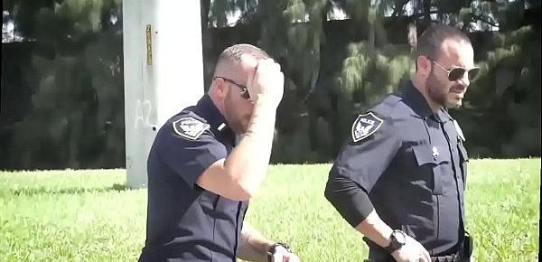  Pics of police blowjobs and male nude gay first time Suspect on the